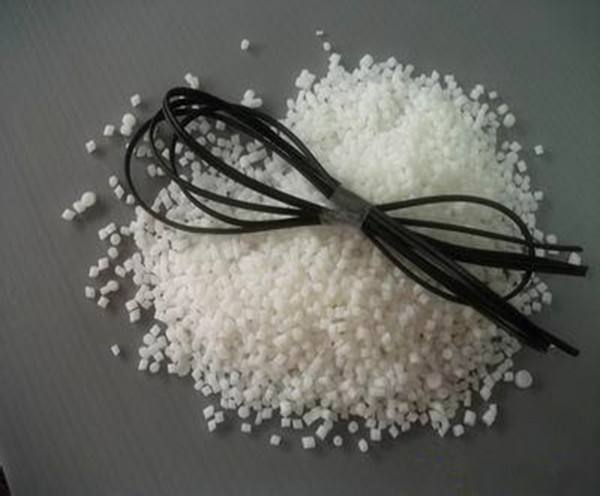 無(wú)鹵阻燃TPE耳機(jī)線材料